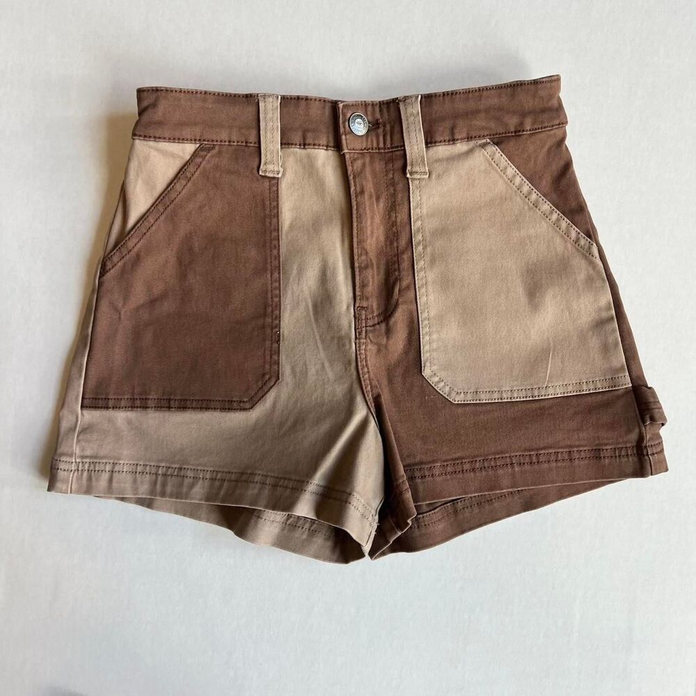 Hollister-co Women's Brown and Tan Shorts